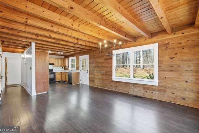 437 Twin Lakes Drive, Canton, GA 30115