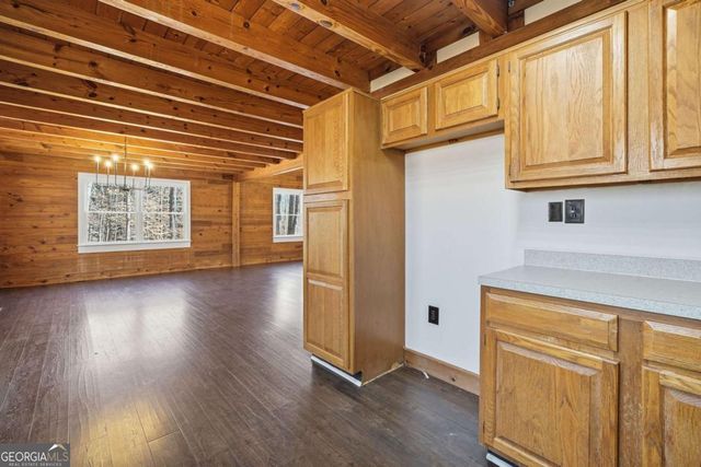 437 Twin Lakes Drive, Canton, GA 30115