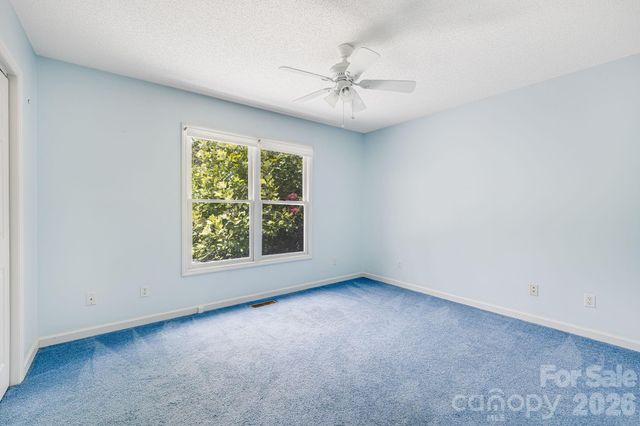 6 Arrowhead Lane, Weaverville, NC 28787