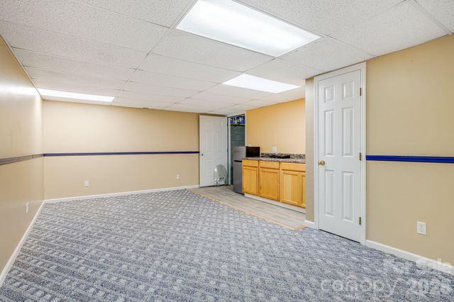 6 Arrowhead Lane, Weaverville, NC 28787