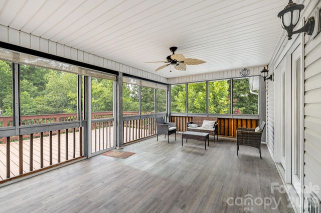 6 Arrowhead Lane, Weaverville, NC 28787