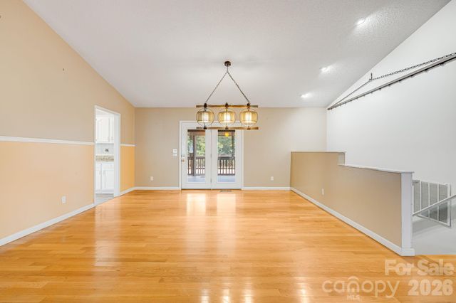 6 Arrowhead Lane, Weaverville, NC 28787