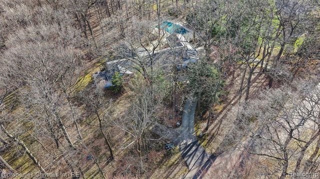 870 Highwood Drive, Bloomfield Hills, MI 48304