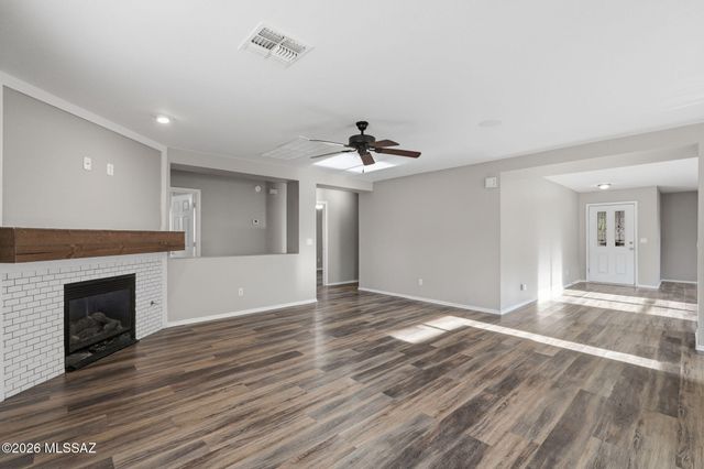 13653 E Oxmoor Valley Drive, Vail, AZ 85641