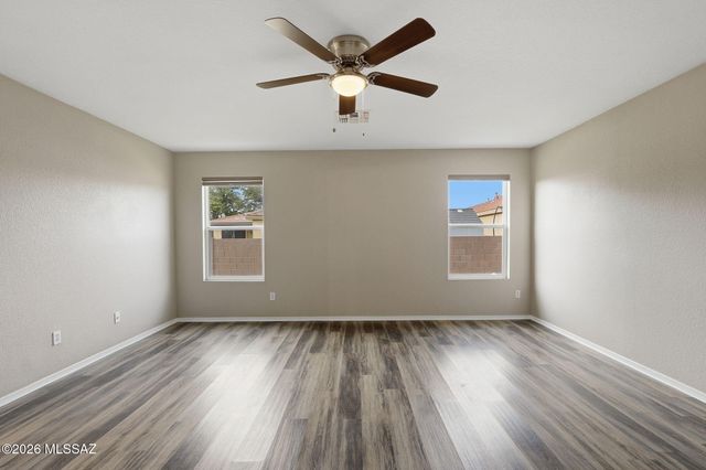 13653 E Oxmoor Valley Drive, Vail, AZ 85641