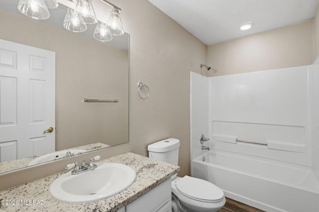 13653 E Oxmoor Valley Drive, Vail, AZ 85641