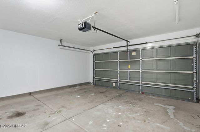 13653 E Oxmoor Valley Drive, Vail, AZ 85641