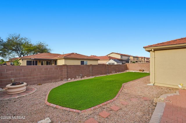 13653 E Oxmoor Valley Drive, Vail, AZ 85641