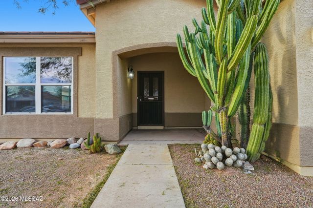 13653 E Oxmoor Valley Drive, Vail, AZ 85641