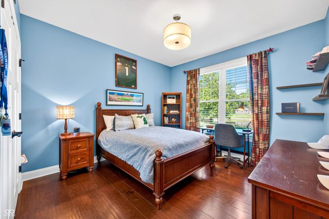 1714 Deer Creek Way, Columbus, IN 47201