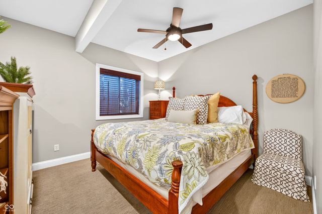 1714 Deer Creek Way, Columbus, IN 47201