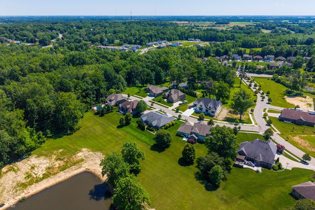1714 Deer Creek Way, Columbus, IN 47201