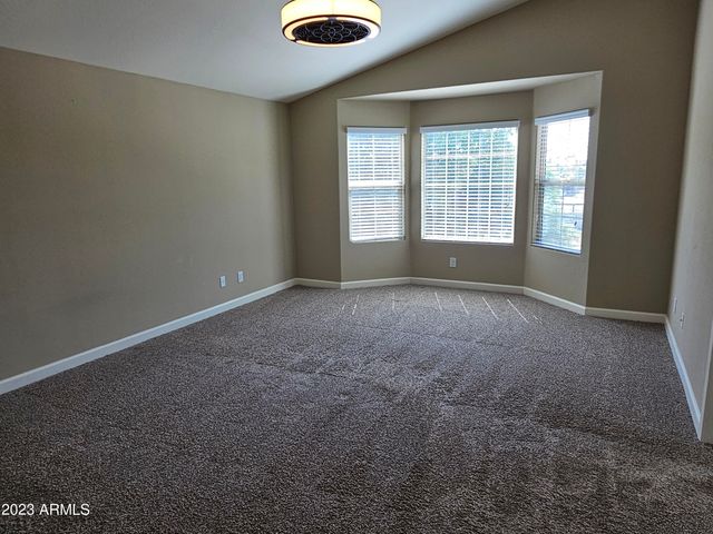 3042 N 33RD Place, Phoenix, AZ 85018