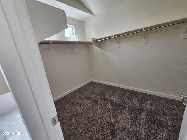 3042 N 33RD Place, Phoenix, AZ 85018