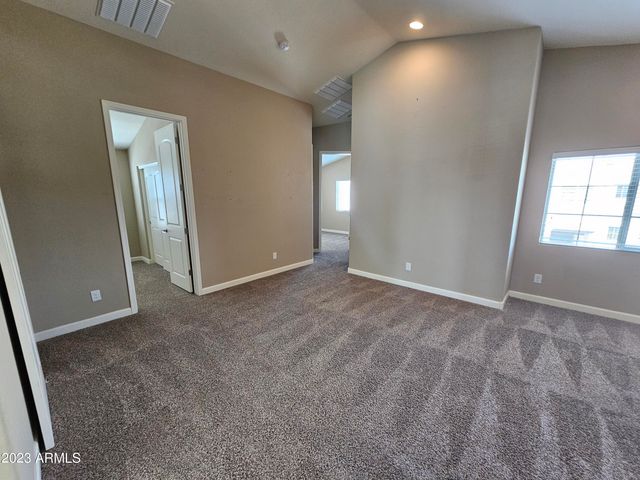 3042 N 33RD Place, Phoenix, AZ 85018