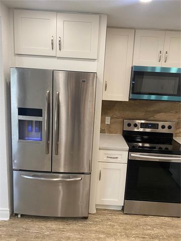 2302 COCHRAN STREET, Lakeland, FL 33815