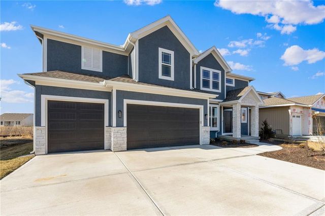 17415 W 164th Terrace, Olathe, KS 66062