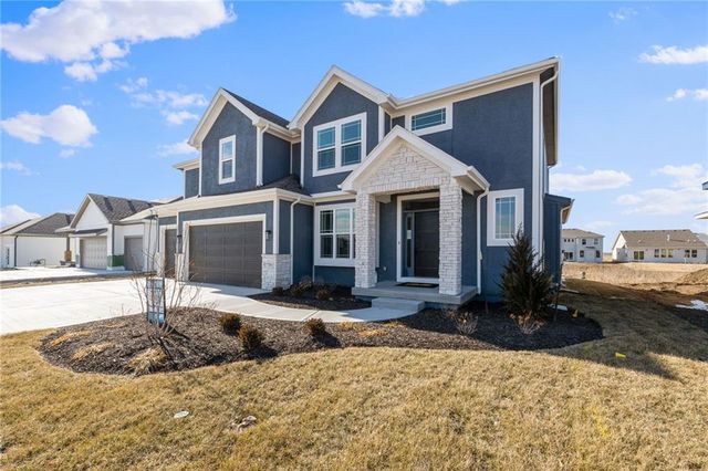 17415 W 164th Terrace, Olathe, KS 66062