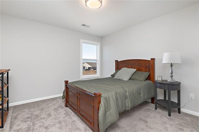 17415 W 164th Terrace, Olathe, KS 66062