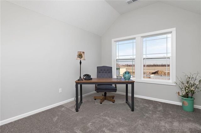 17415 W 164th Terrace, Olathe, KS 66062