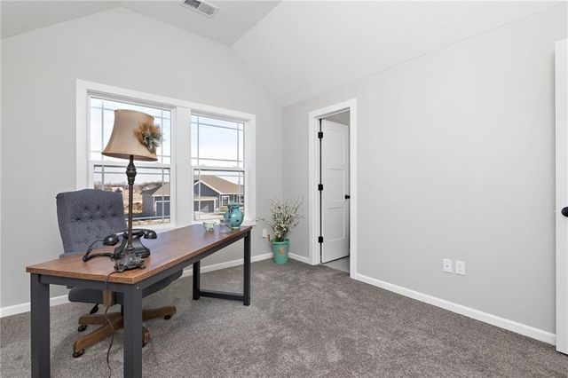 17415 W 164th Terrace, Olathe, KS 66062