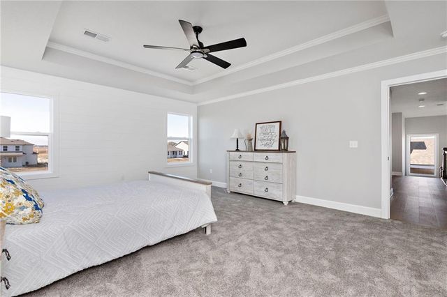 17415 W 164th Terrace, Olathe, KS 66062