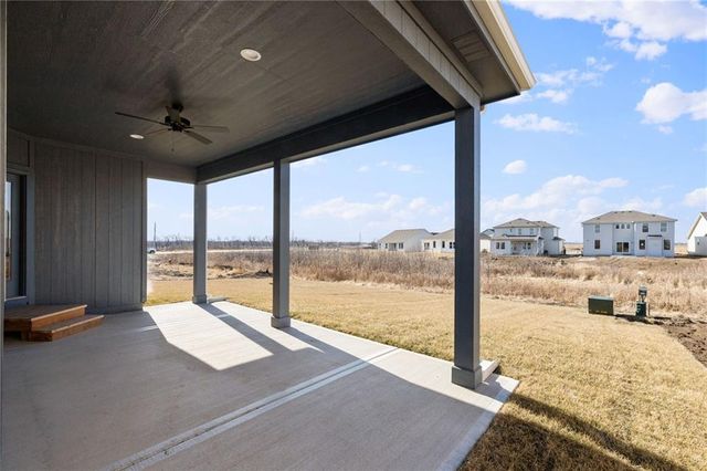 17415 W 164th Terrace, Olathe, KS 66062