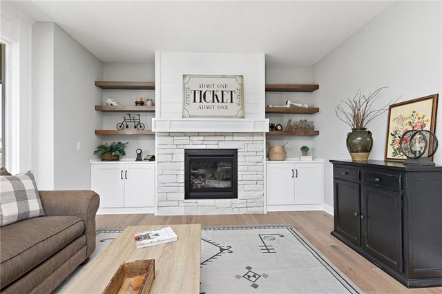 17415 W 164th Terrace, Olathe, KS 66062