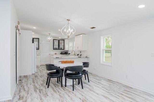 5071 Shelbyville Road, Mcminnville, TN 37110