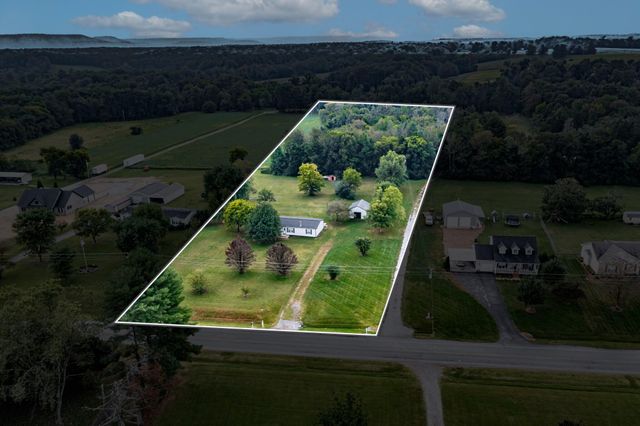 5071 Shelbyville Road, Mcminnville, TN 37110