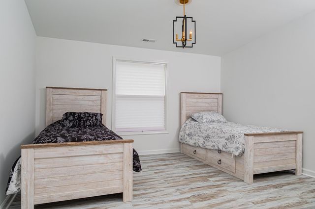 5071 Shelbyville Road, Mcminnville, TN 37110