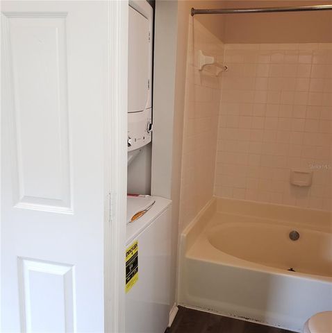 4211 CHATHAM OAK COURT 122, Tampa, FL 33624