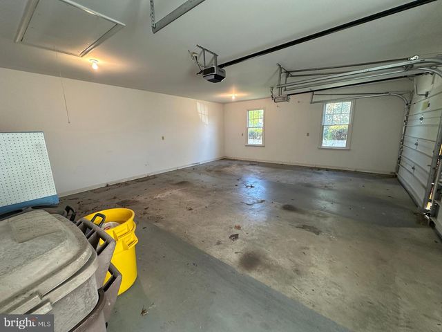7142 FAIRWAY DRIVE S, Fayetteville, PA 17222
