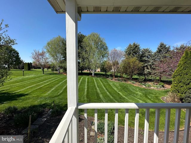 7142 FAIRWAY DRIVE S, Fayetteville, PA 17222