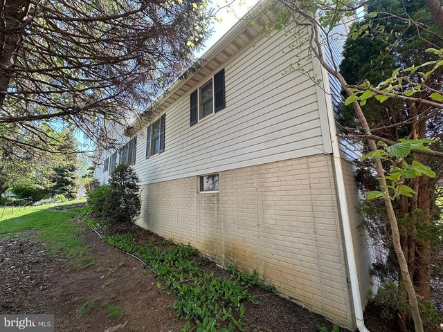 7142 FAIRWAY DRIVE S, Fayetteville, PA 17222