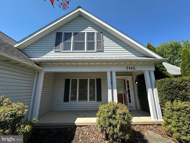 7142 FAIRWAY DRIVE S, Fayetteville, PA 17222