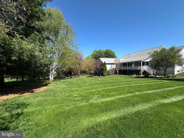 7142 FAIRWAY DRIVE S, Fayetteville, PA 17222