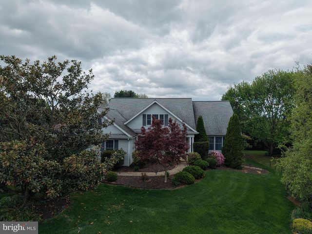 7142 FAIRWAY DRIVE S, Fayetteville, PA 17222