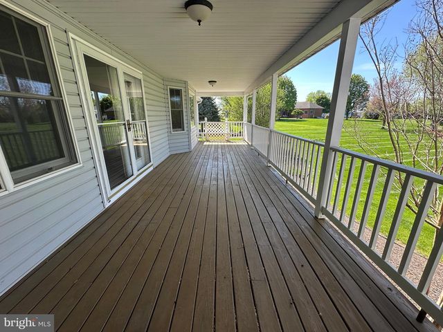 7142 FAIRWAY DRIVE S, Fayetteville, PA 17222
