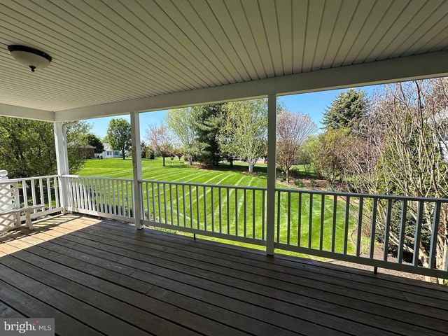 7142 FAIRWAY DRIVE S, Fayetteville, PA 17222