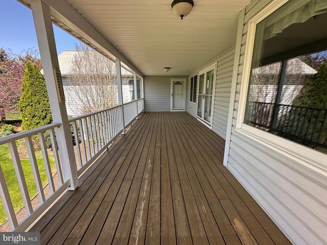 7142 FAIRWAY DRIVE S, Fayetteville, PA 17222