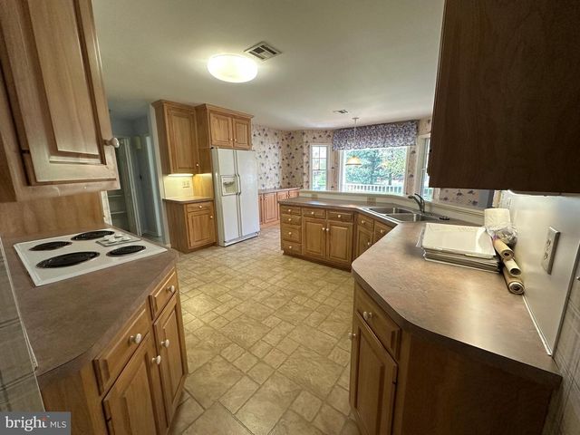 7142 FAIRWAY DRIVE S, Fayetteville, PA 17222