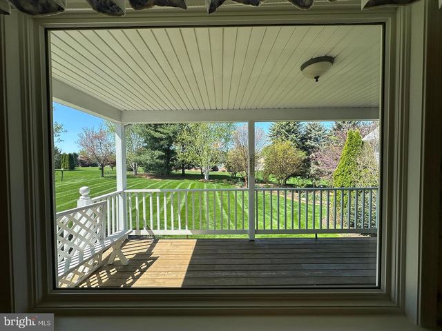 7142 FAIRWAY DRIVE S, Fayetteville, PA 17222
