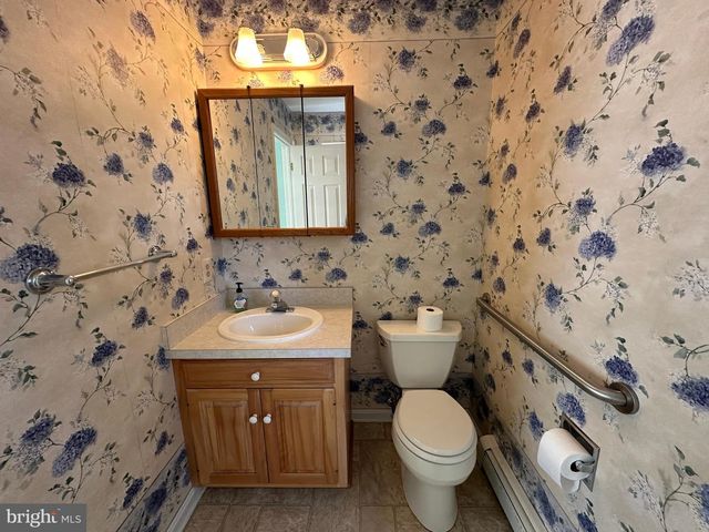 7142 FAIRWAY DRIVE S, Fayetteville, PA 17222