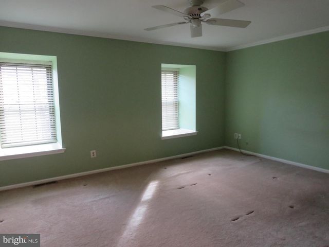 32 CROFTON CMNS, Cherry Hill, NJ 08034