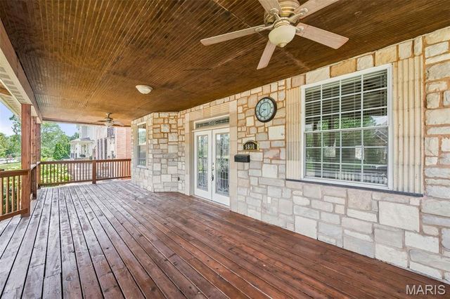 5830 Clemens Avenue, St Louis, MO 63112