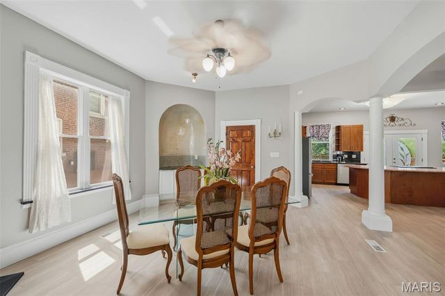 5830 Clemens Avenue, St Louis, MO 63112