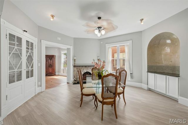 5830 Clemens Avenue, St Louis, MO 63112