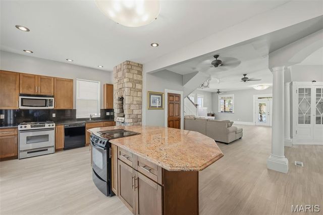 5830 Clemens Avenue, St Louis, MO 63112