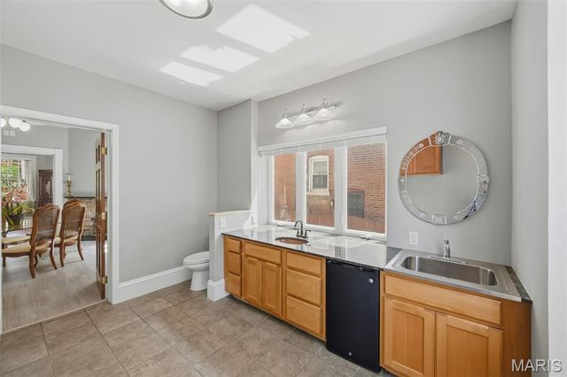 5830 Clemens Avenue, St Louis, MO 63112